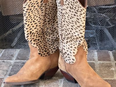 Vintage Leopard Print Calf Hair & Tan Suede Western Cowboy Boots Size 10 B