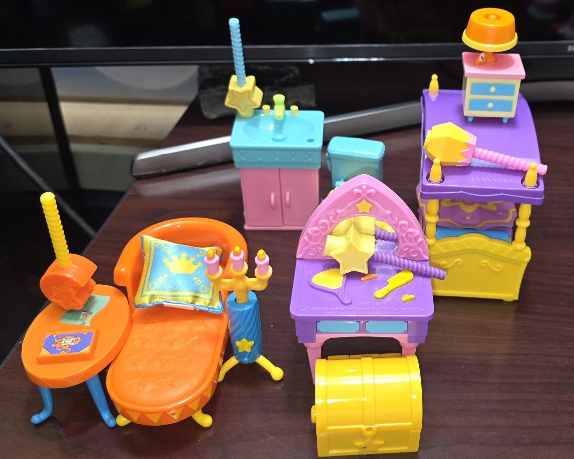 Dora the Explorer 4 Magical Sets.