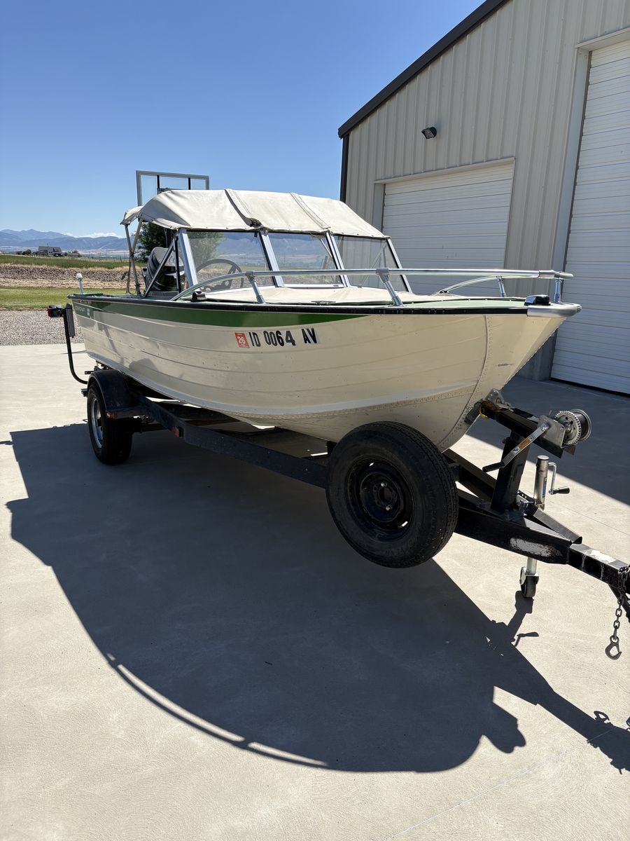 1975 StarCraft 16 Ft. Boat and Two Motors