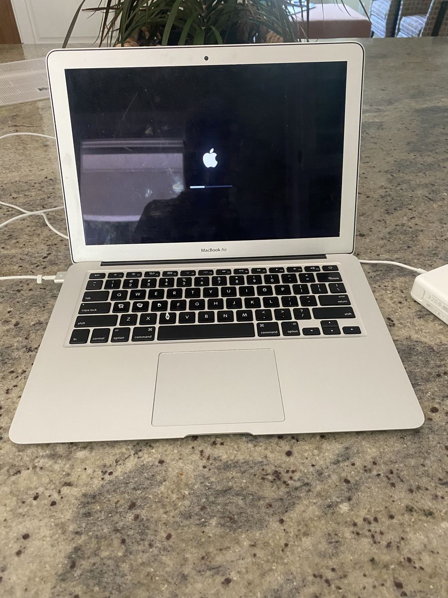 MacBook Air 13.3"