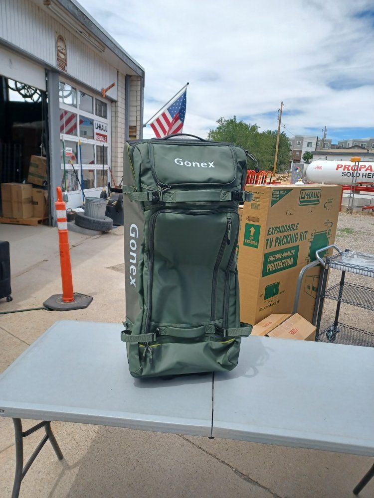 gonex rolling duffel bag with wheels