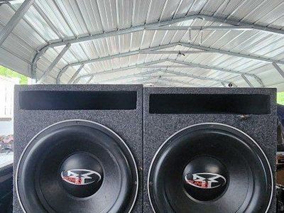Rockford fosgate Car Audio Subwoofers in Custom Enclosure - Dual 15-inch, Used Condition