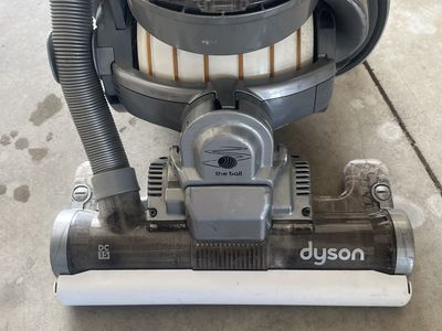 Dyson D15 The Ball