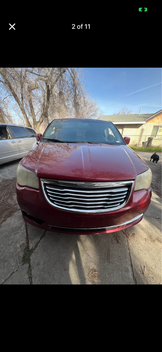 2013 Chrysler Town and Country Touring Platinum Series