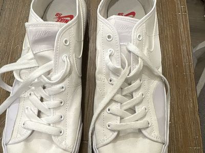 Nike SB Chron 2 Canvas Men's Size 10 White Sneakers (CV1658-102)