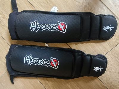 Hayabusa shin guards size large