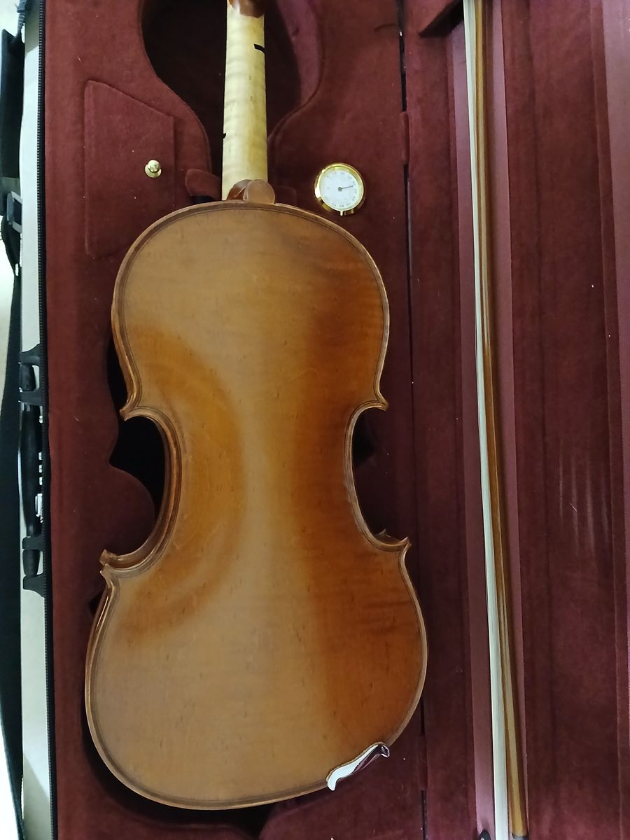 Main image 2