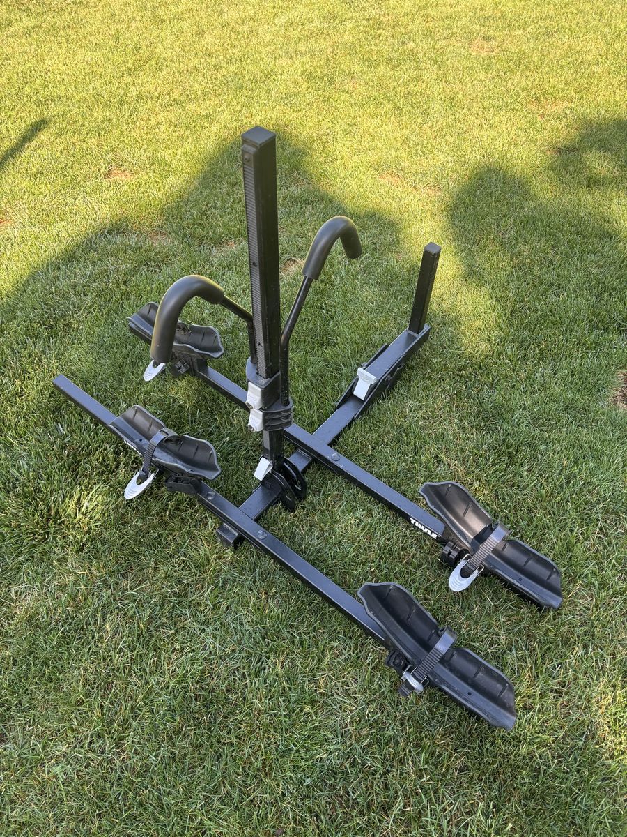 Thule 2-Bike Hitch Rack - Black, Secure, Easy-to-Use Bike Carrier