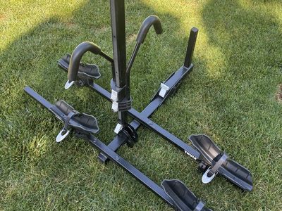 Thule 2-Bike Hitch Rack - Black, Secure, Easy-to-Use Bike Carrier