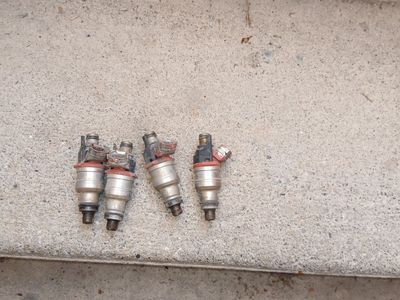 22re Toyota gasoline injectors