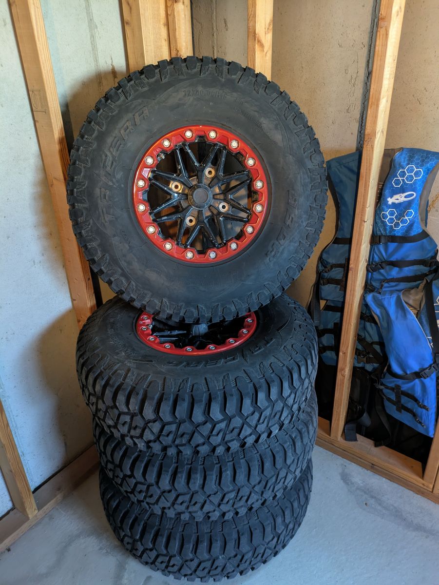 KRX 1000 beadlock wheels and tires