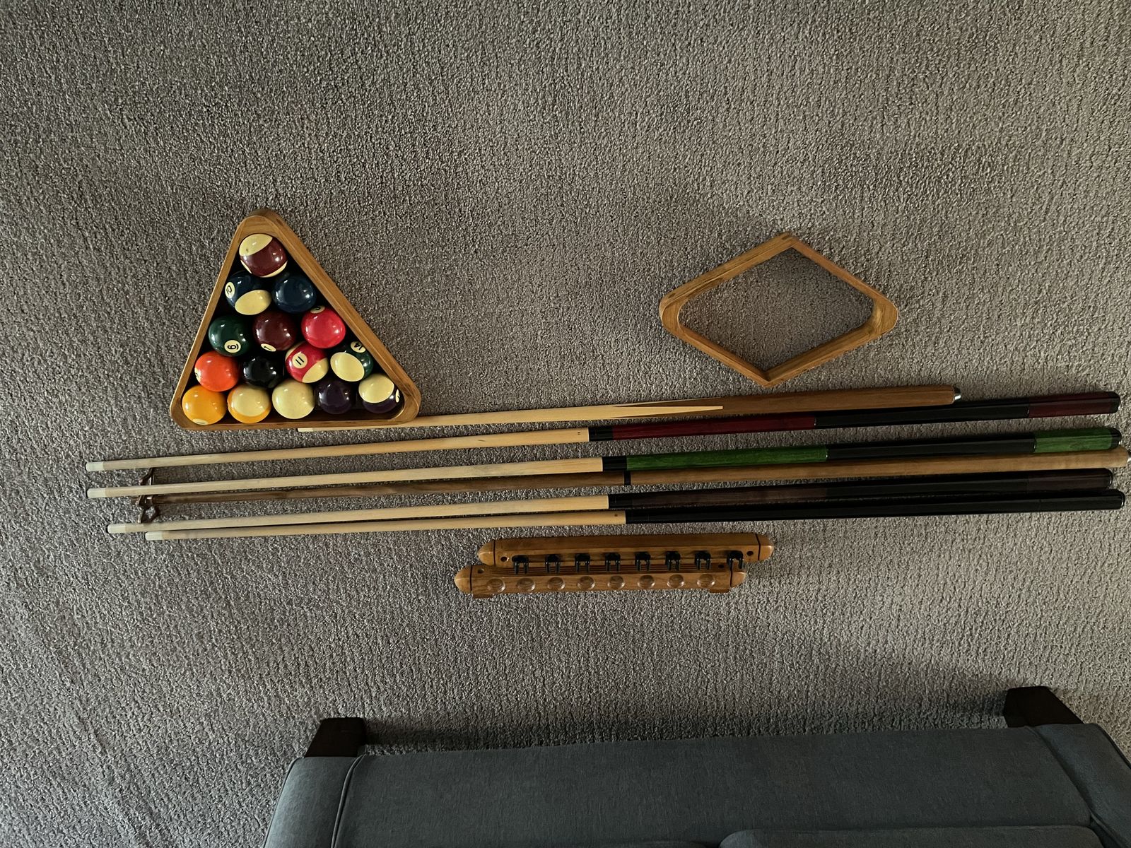 Pool Cues and Accessories