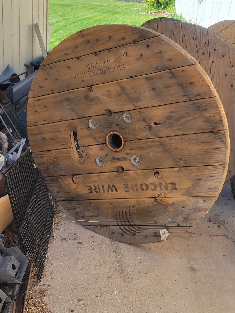 42" Wooden Spools
