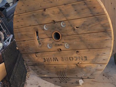 42" Wooden Spools
