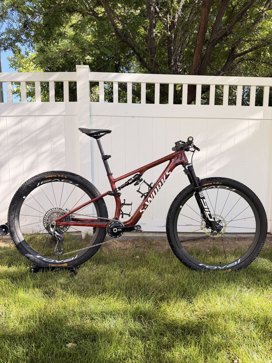 2026 S-Works Epic 8 Medium