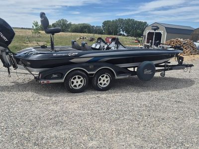 2006 Ranger Z22 Comanche bass boat