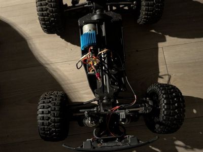 Enoze 9200E Racing Team RC Car 1:10 Scale 4WD High-Speed Off-Road Remote Control Buggy