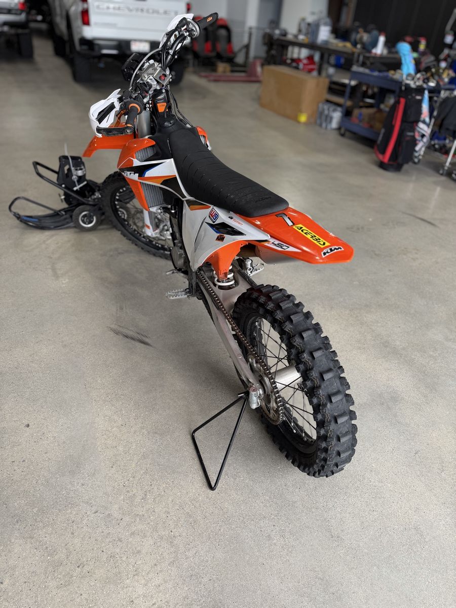 KTM SX-F 450 Dirt Bike - Excellent Condition $6600 OBO
