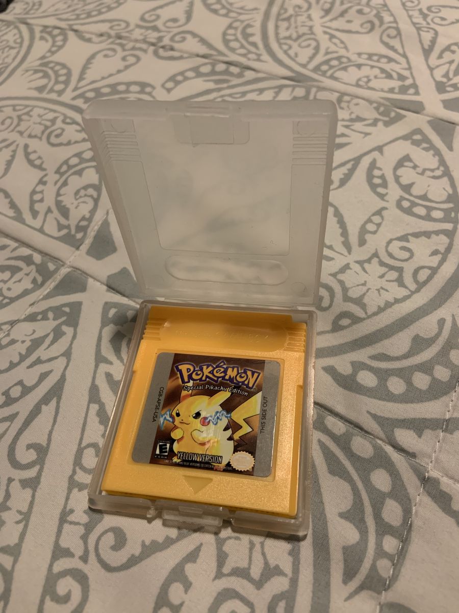 Pokemon Yellow Version Game Boy