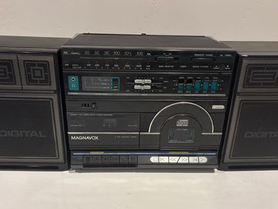 1988 Vintage Magnavox CD8870 BK Black Boom Box CD Cassette Player Radio Stereo