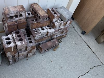 Bricks - Free, YOU LOAD 100+