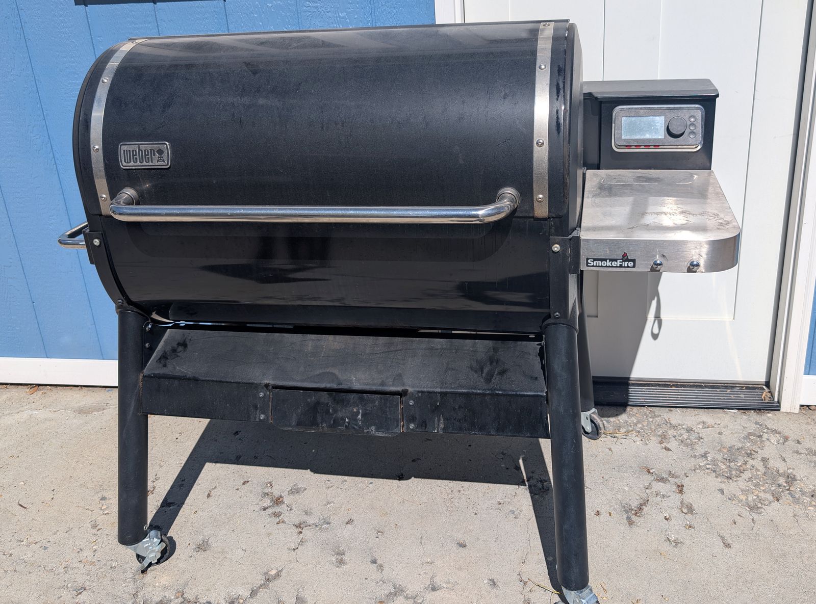 Weber Smokefire Pellet Smoker Grill EX6