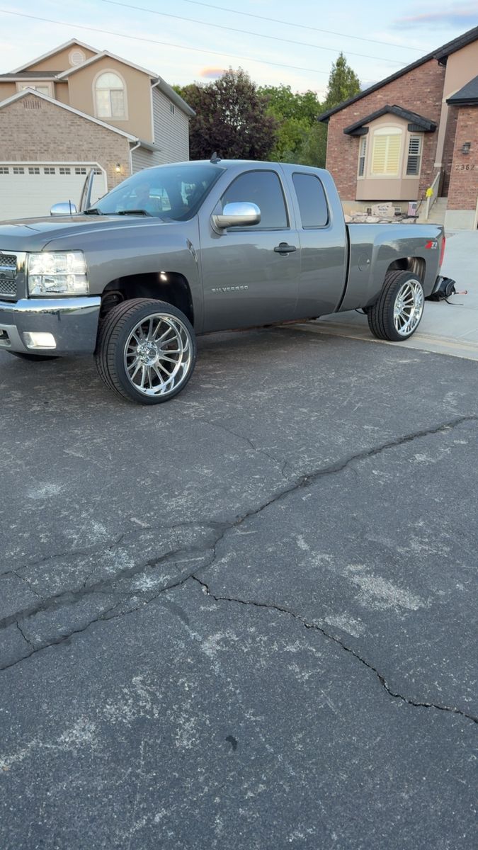 24x12 Hard Rock Forged 6x5.5