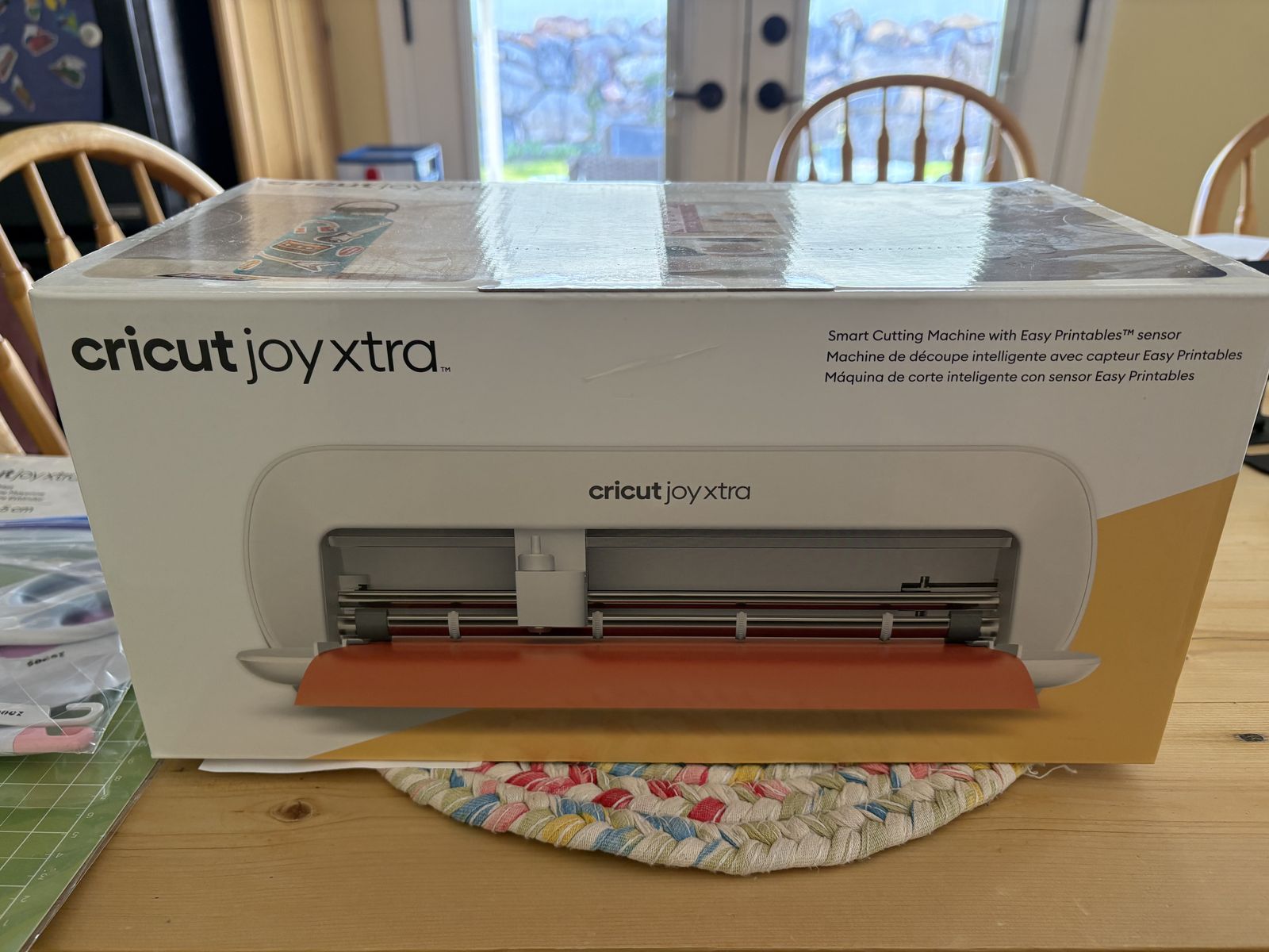 Cricut Joy Xtra With Tools And Green Mat