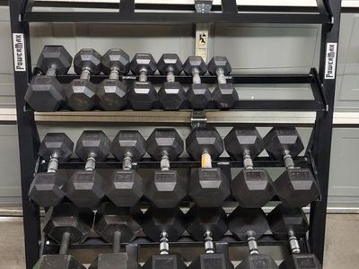 dumbbells 556 pounds