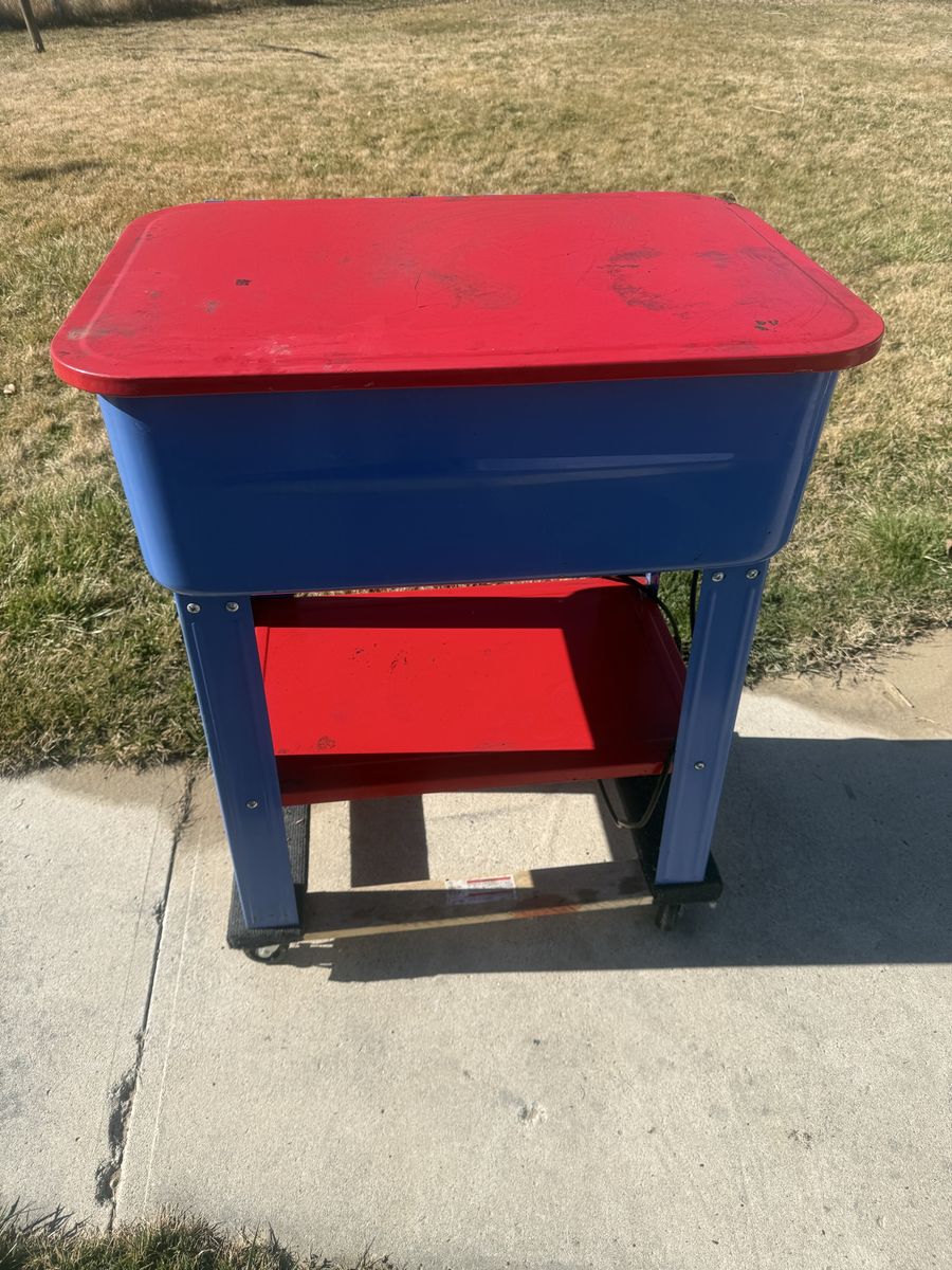Part Washer with pump