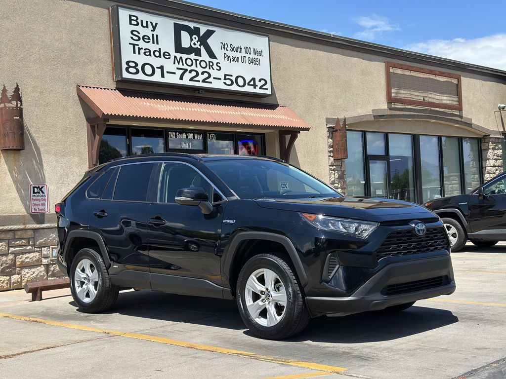 2021 Toyota RAV4 LE