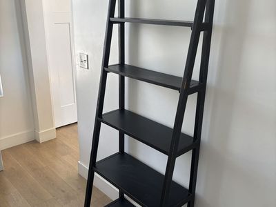 Modern Black Ladder Bookshelf - 5 Teir