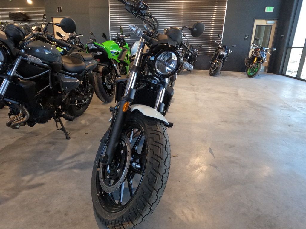 2024 Kawasaki Eliminator® ABS Pearl Robotic White