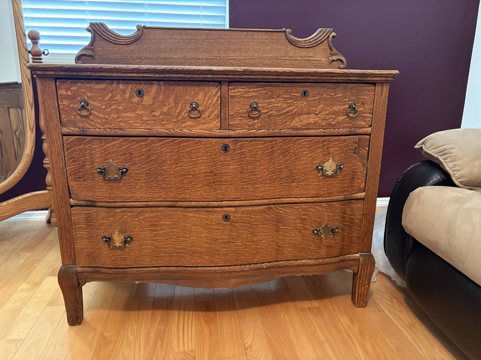 Chest of drawers