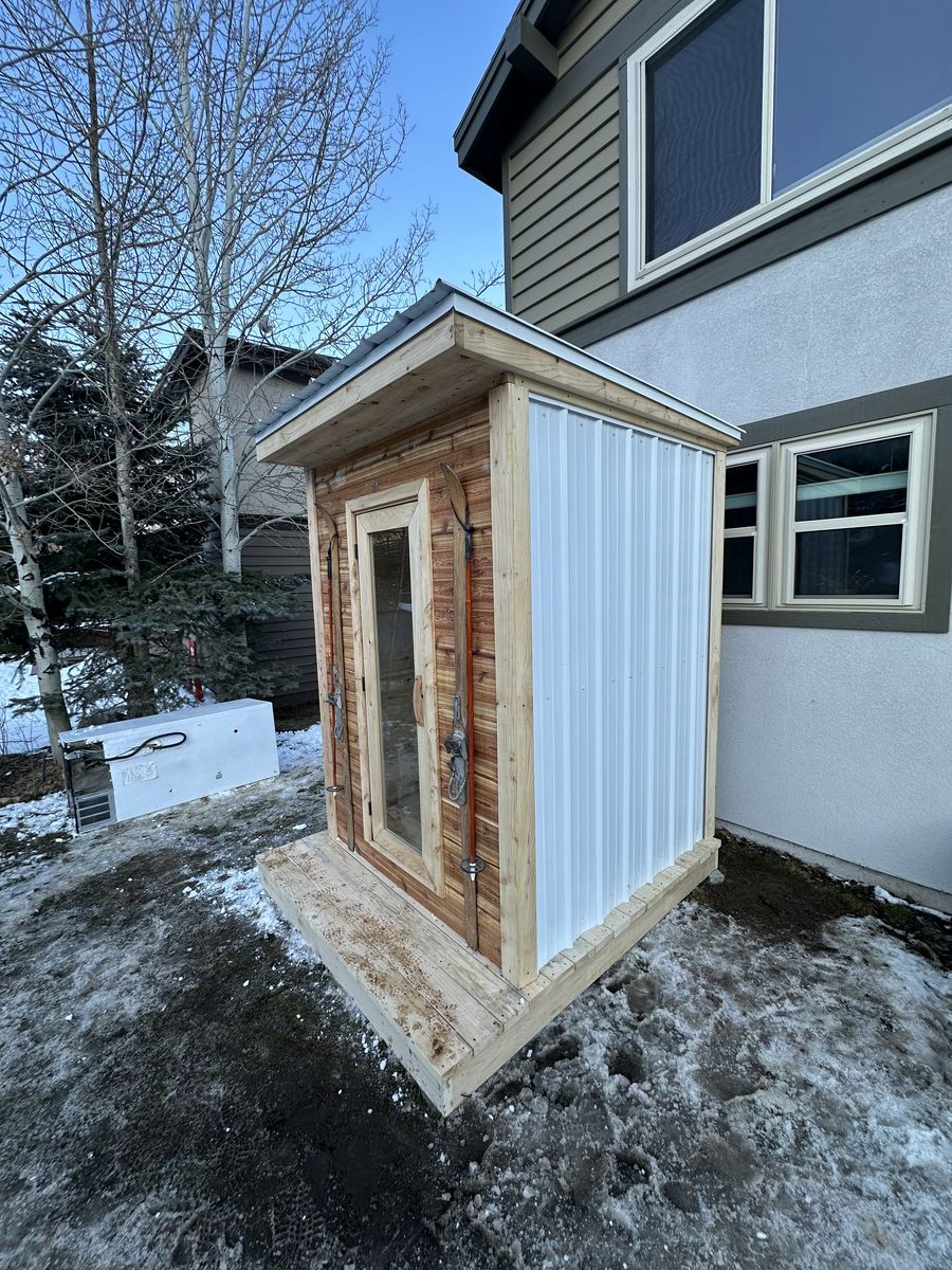 CUSTOM CHRISTMAS SAUNA