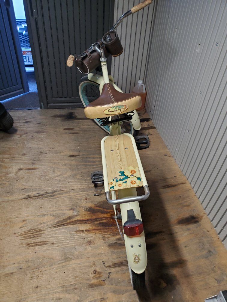 Main image 2