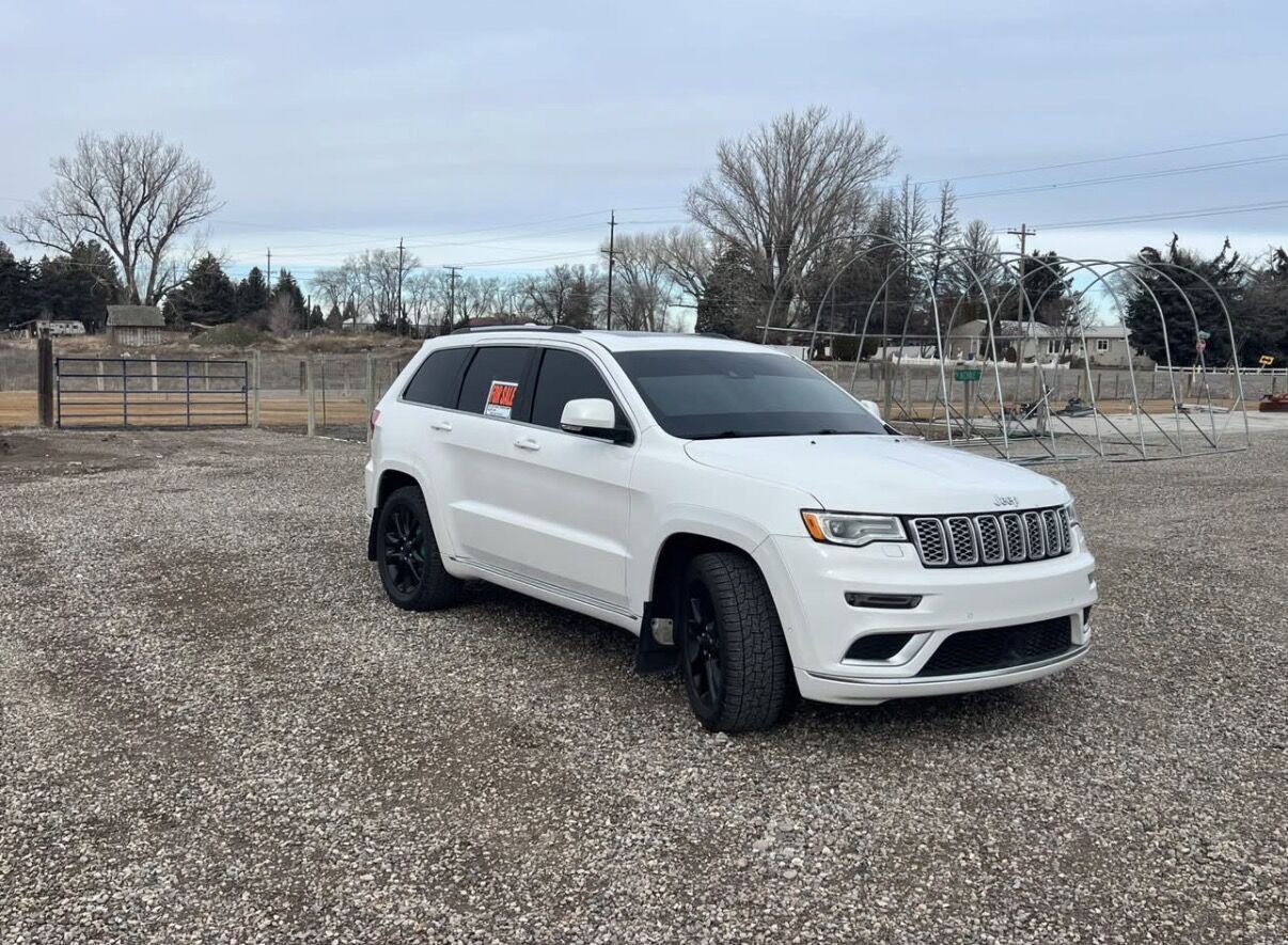 2018 JEEP GRAND CHEROKEE Summit