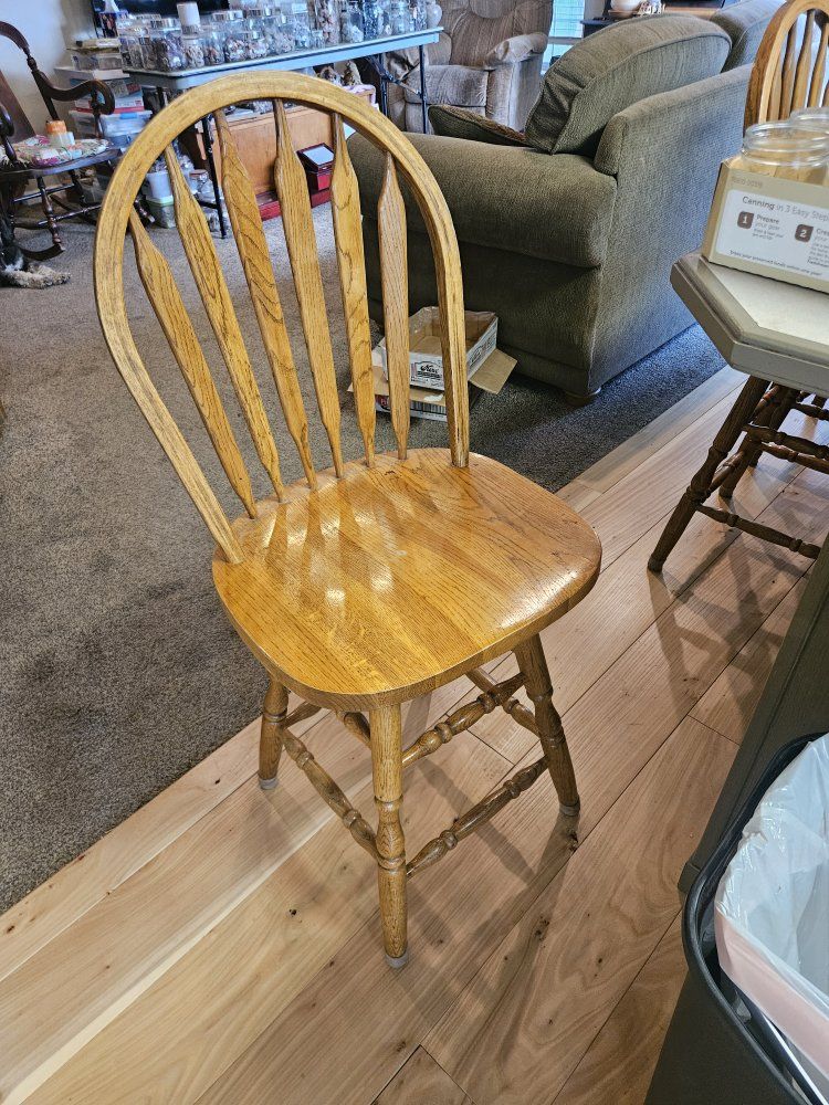 Wooden Windsor Style Bar Stool, High Back, Natural Wood Finish