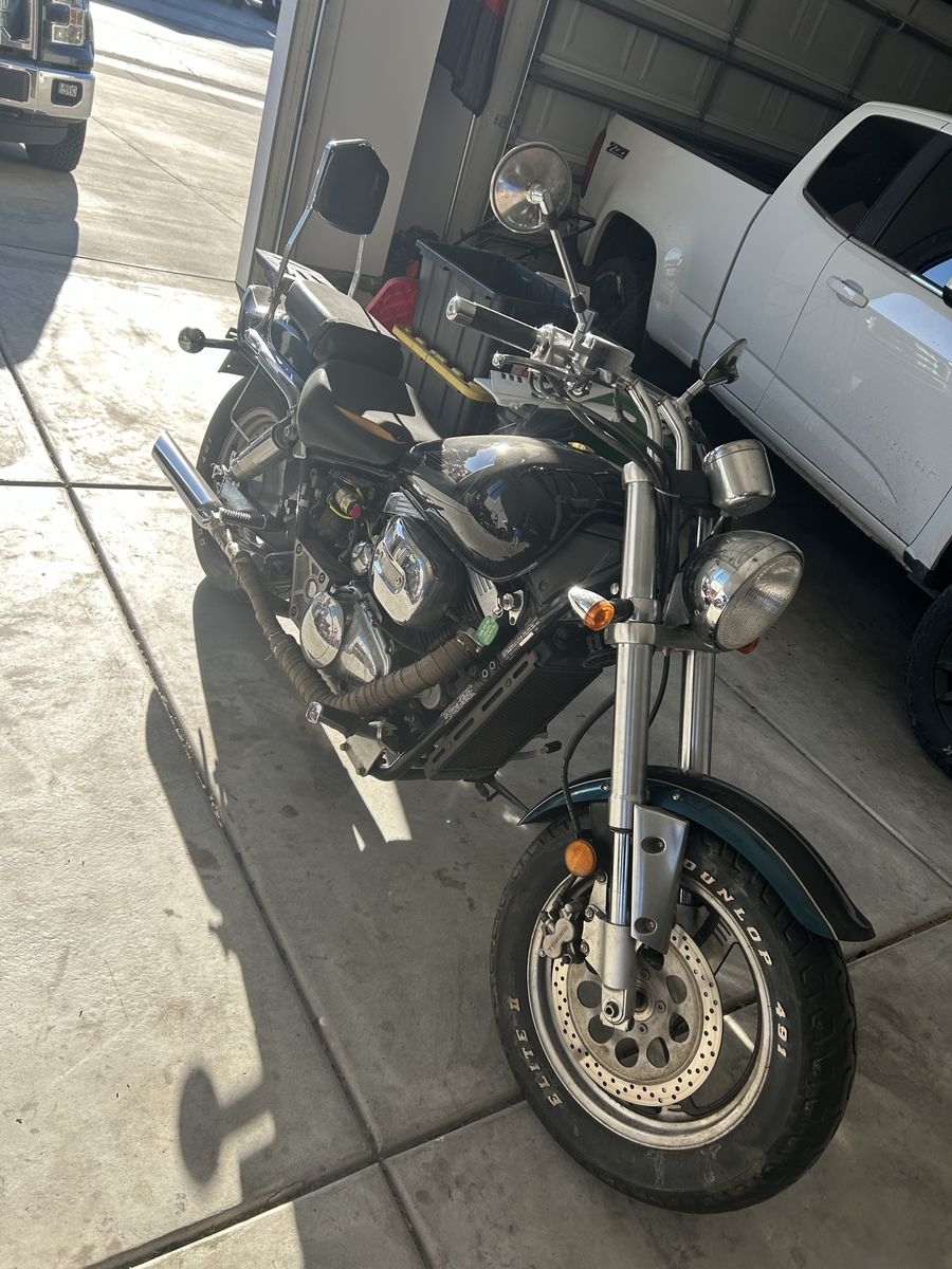 1997 Suzuki Marauder 800