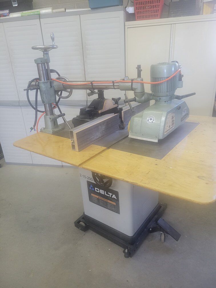3 HP Delta Shaper with Power Feeder
