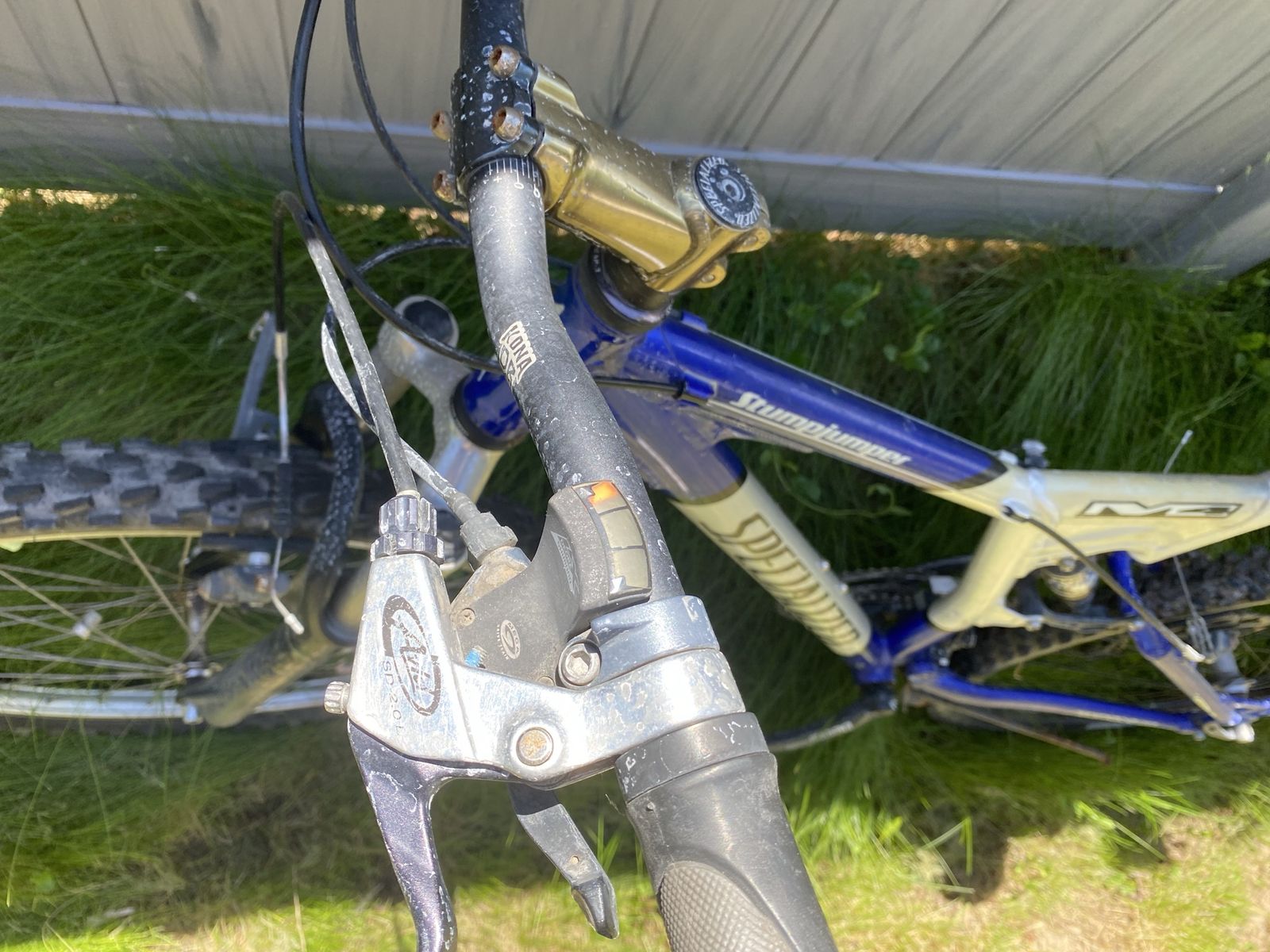 Main image 4