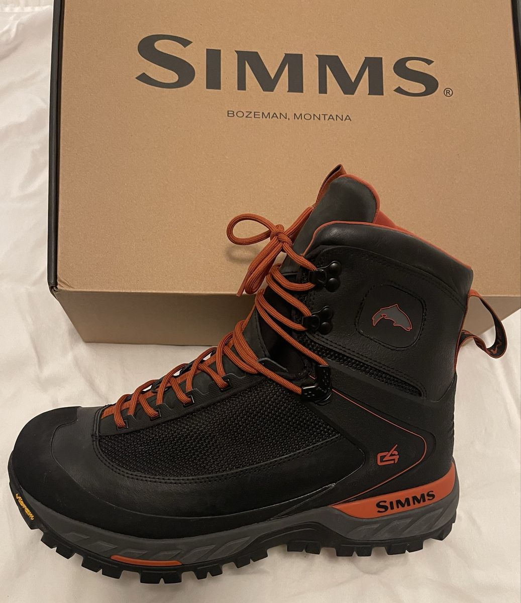 Simms Mens G4 Pro Powerlock Boots size 13. Only used one time!