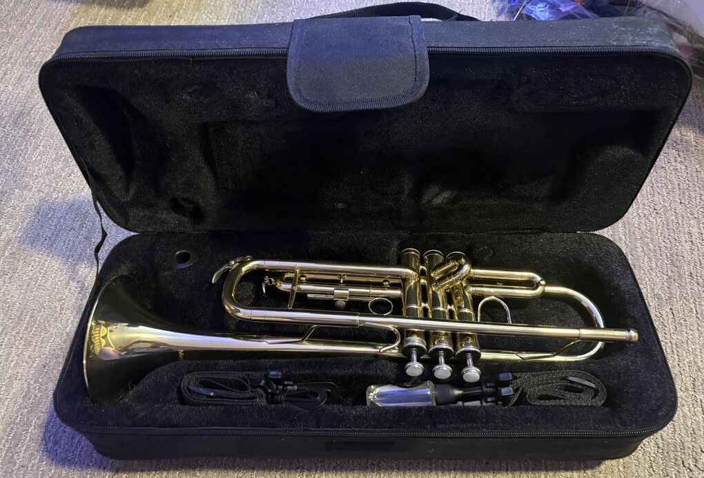 Mendini Trumpet $75 OBO
