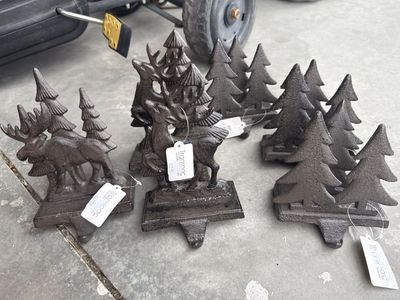 Transpac Cast Iron Christmas Stocking Holder Set - Deer, Elk & Pine Tree Designs