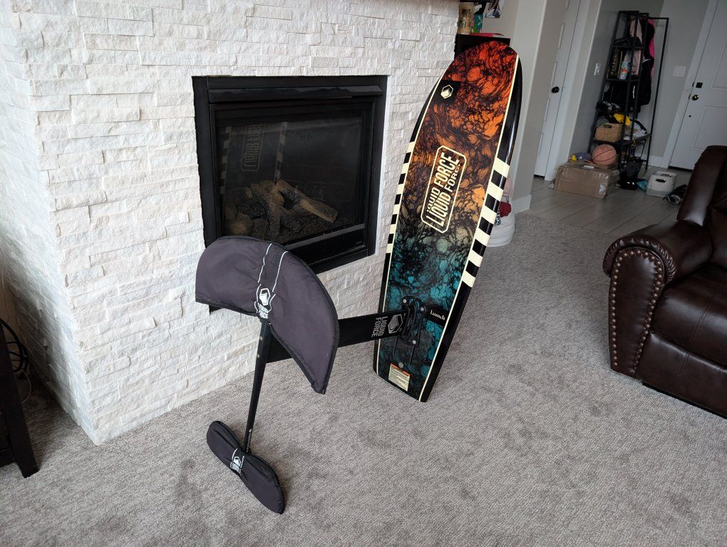 Liquid Force Launch Flite 120 Carbon Fiber Standup Wake Foil Hydrofoil Set - Beginner Surf Foil