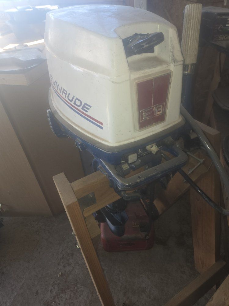 Evinrude Boat Motor E18