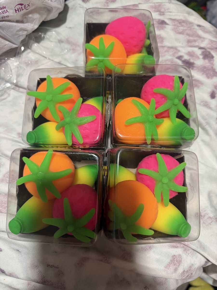 Groovy fruit needoh