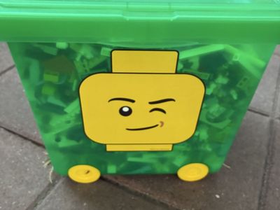 LEGO Storage Bin with Winking Minifigure Face Filled with Mixed Bricks