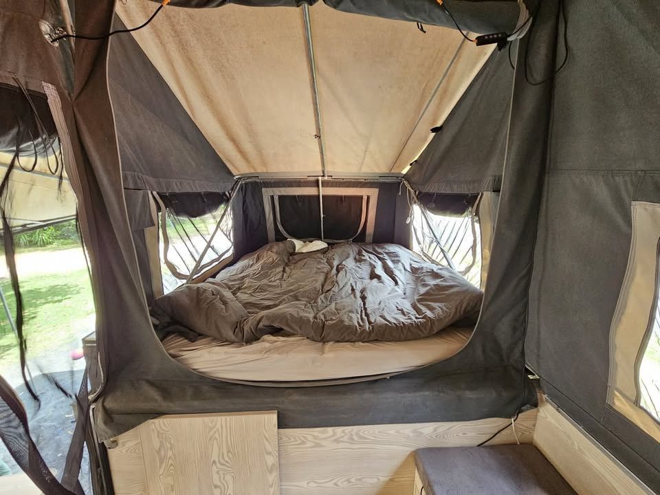 Main image 10