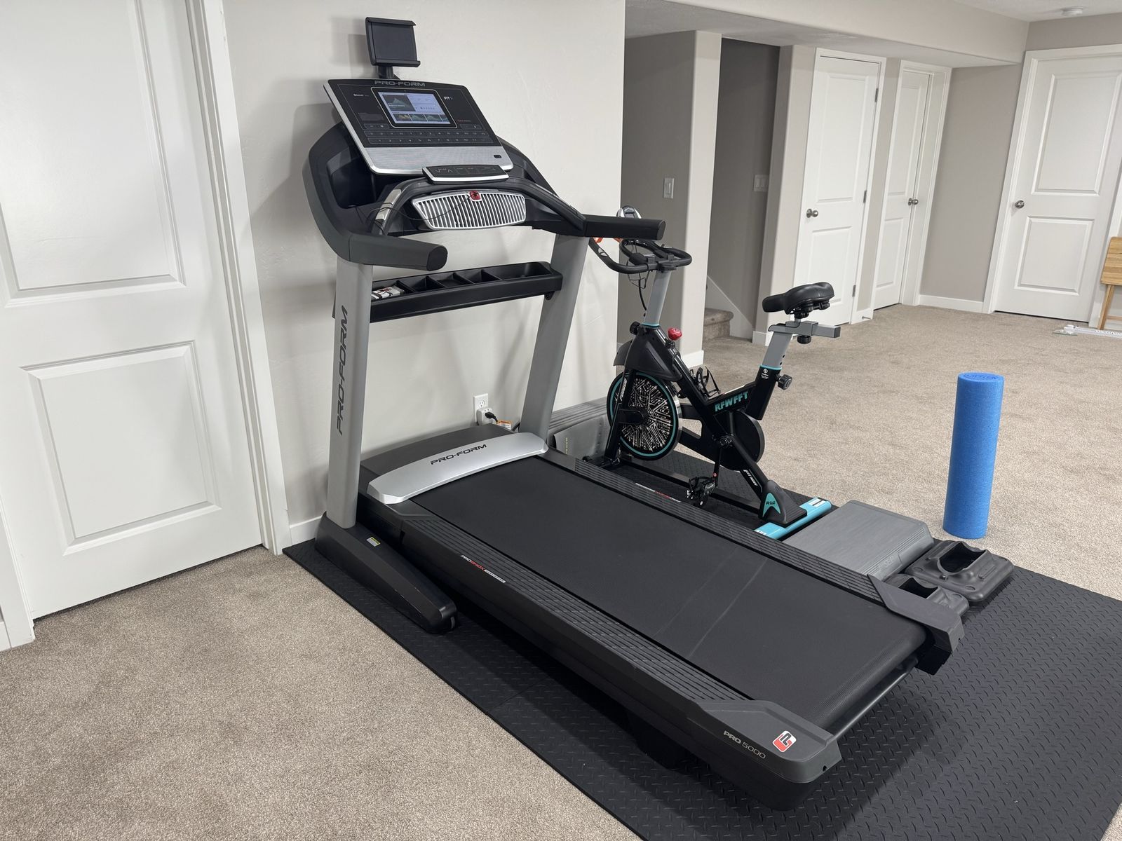 ProForm Pro 5000 Treadmill — folding, touchscreen, iFit